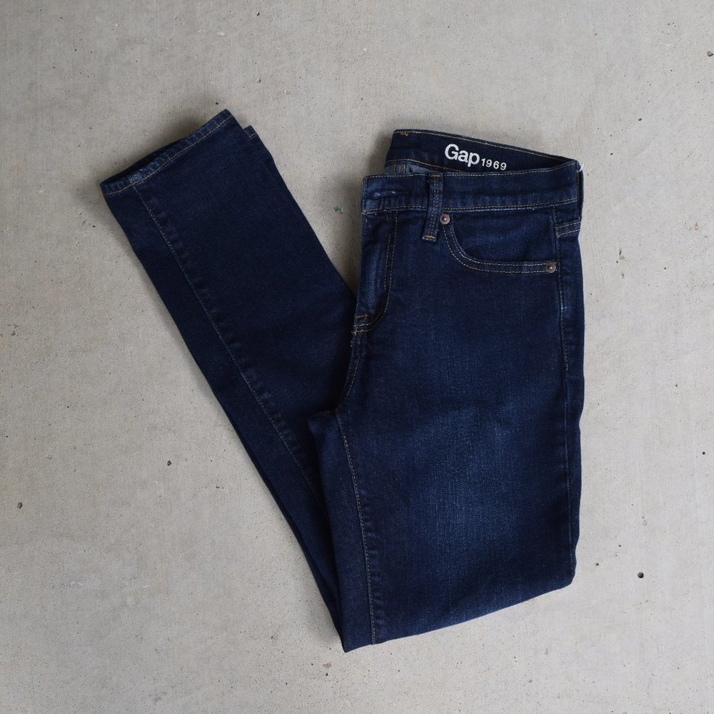 Gap Dark Wash Girlfriend Jeans